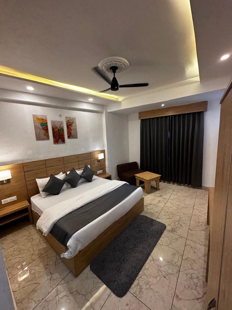 Sonu Guesthouse & Hostel Rishikesh Room photo