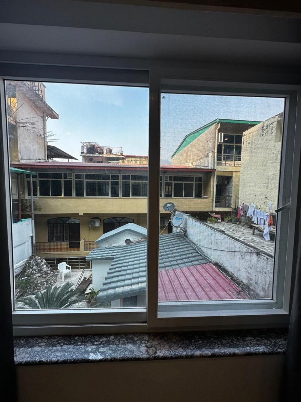Sonu Guesthouse & Hostel Rishikesh Exterior photo